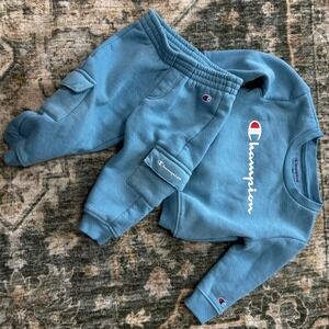 Champion Baby Boys 9M Blue Fleece Sweatshirt and Cargo Joggers 2 Piece Set